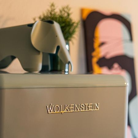 Farbenfrohe Altbauwohnung, Top Ausstattung Фридрихсхафен Экстерьер фото